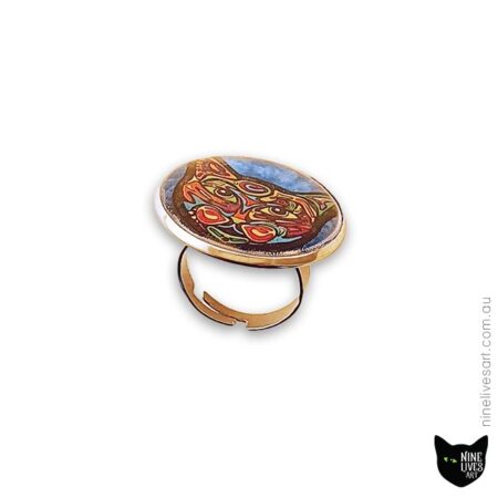 25mm resin sealed ring featuring cat artwork